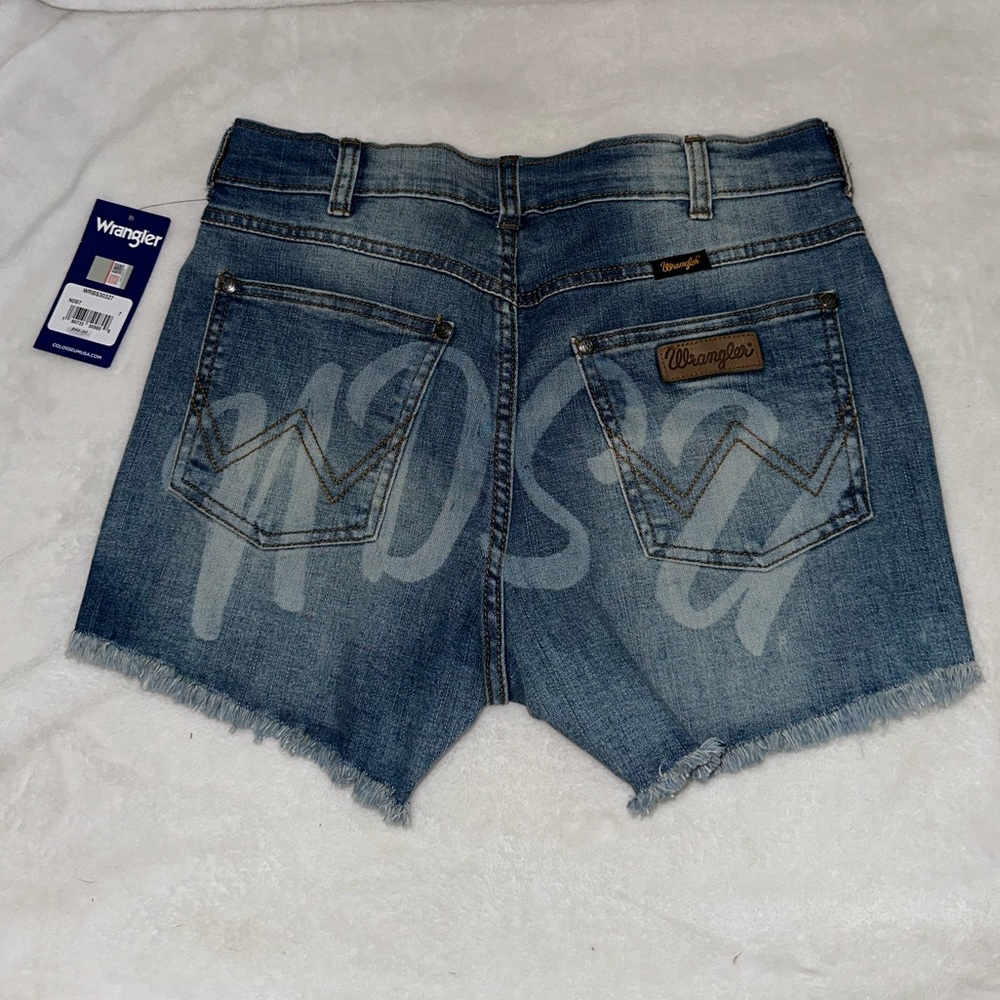 NDSU Jean shorts size 7. Never worn…new with tags.